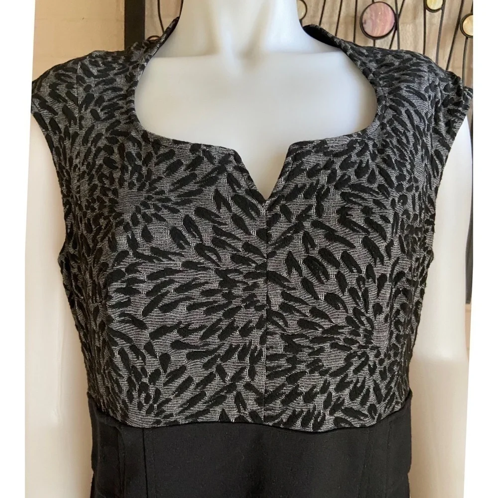 LONDON Times Animal Prints Sleeveless Dress